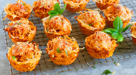 إليكم طريقة تحضير كب كيك الباستا بالجبنة الرائعة والشهية صورة رقم 5