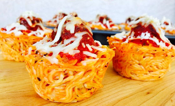 إليكم طريقة تحضير كب كيك الباستا بالجبنة الرائعة والشهية صورة رقم 7