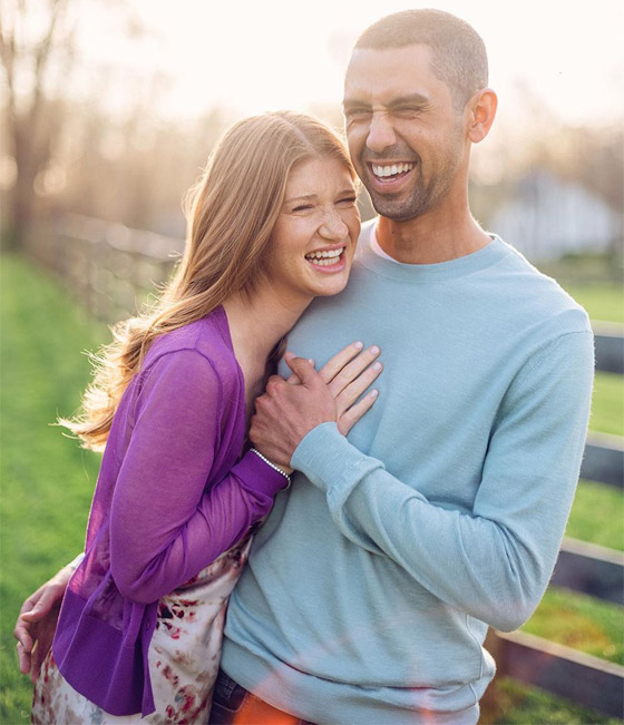 دار أزياء شهيرة تحقق أحلام جينيفر غيتس: صنعت لها فستانا رائعا لزفافها صورة رقم 12