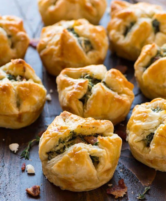 إليكم طريقة تحضير فطيرة السبانخ بالجبن السهلة والشهية صورة رقم 5