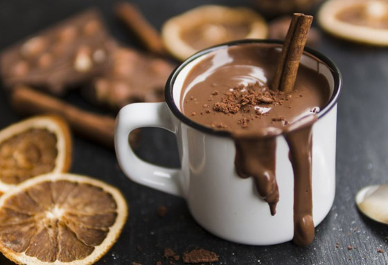 إليكم طريقة تحضير هوت شوكليت بالقرفة اللذيذ بسعرات حرارية أقل صورة رقم 1