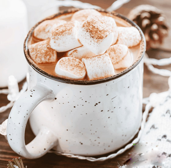 إليكم طريقة تحضير هوت شوكليت بالقرفة اللذيذ بسعرات حرارية أقل صورة رقم 3