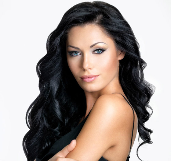 كيف تحافظين على شعرك مفروداً حتى اليوم التالي؟ صورة رقم 5