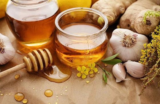 رغم الفوائد الكثيرة: متى يكون تناول الثوم والعسل والزنجبيل مضرا لصحتك؟ صورة رقم 5