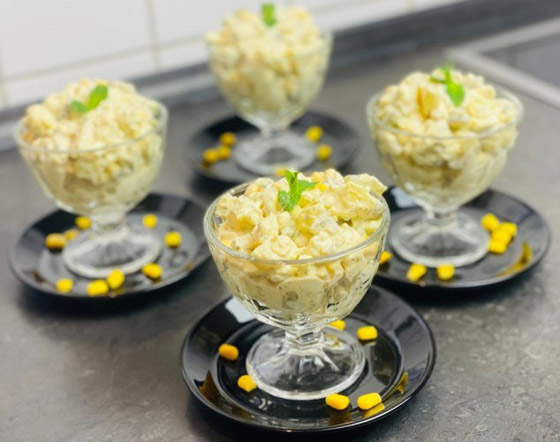 إليكم طريقة تحضير سلطة البطاطس بالبيض المسلوق والمايونيز الشهية صورة رقم 1