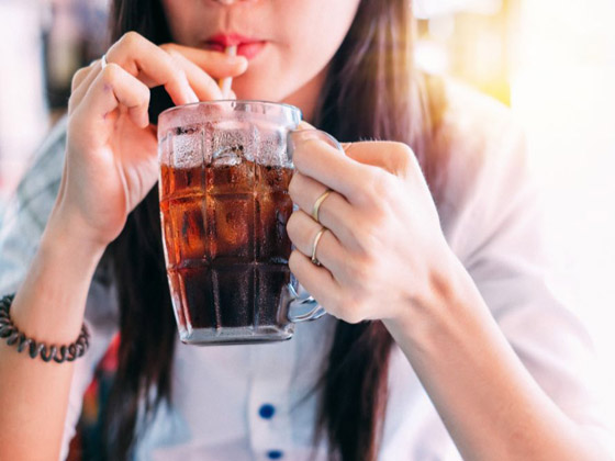 ظاهرة غريبة تظهر على النساء بسبب 