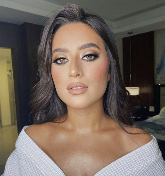 فيديو: ملكة جمال مصر تفاجئ الجميع وتمسح الماكياج عن وجهها على الهواء صورة رقم 12