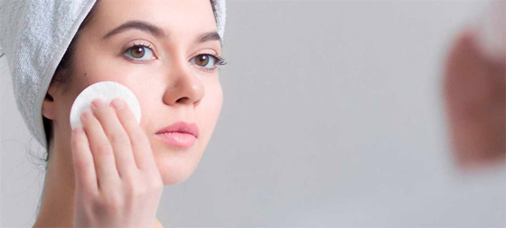 مستحضرات أساسية في روتين البشرة الدهنية.. لا تتجاهليها صورة رقم 2