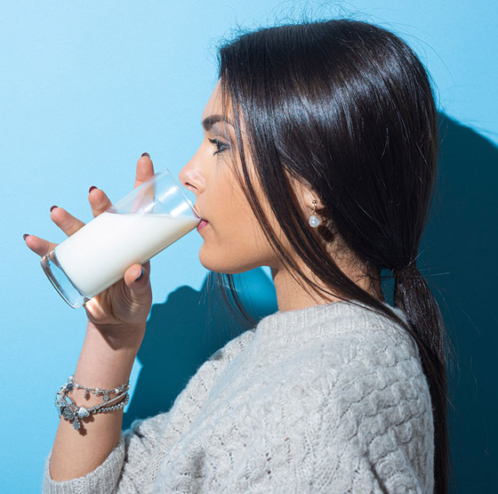 لمن يعاني الأرق.. كوب واحد مساء يساعدك على نوم عميق صورة رقم 7