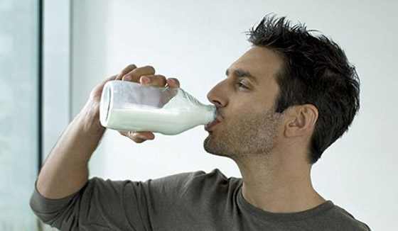 لمن يعاني الأرق.. كوب واحد مساء يساعدك على نوم عميق صورة رقم 4