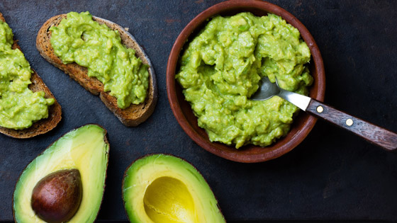 أطعمة مفيدة لصحة الجلد والشعر والأظافر صورة رقم 1