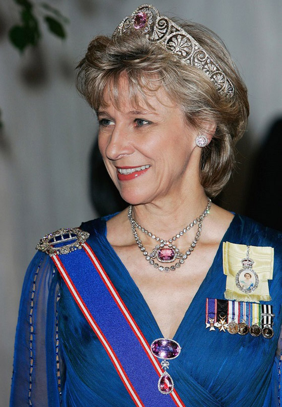 صور: التوباز حجر شهر نوفمبر (تشرين الثاني) المفضل للأسر الملكية صورة رقم 11