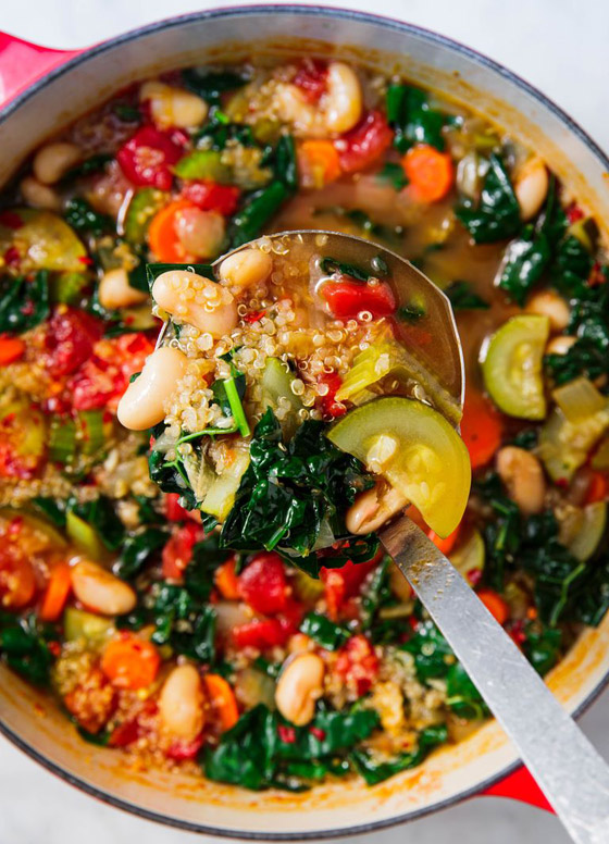 إليكم طريقة تحضير شوربة الكينوا بالخضار الصحية والشهية صورة رقم 3