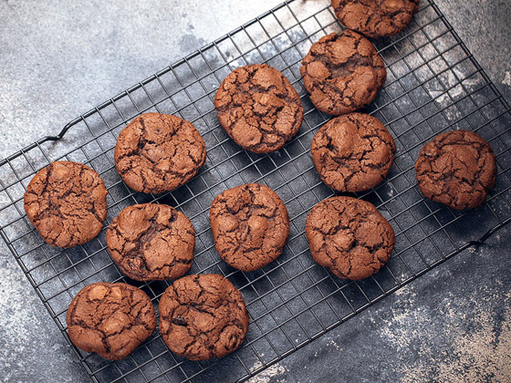 إليكم طريقة تحضير بسكويت الكاكاو الخفيف والصحي لمرضى السكري صورة رقم 8 إليكم طريقة تحضير بسكويت الكاكاو الخفيف والصحي لمرضى السكري صورة رقم 8