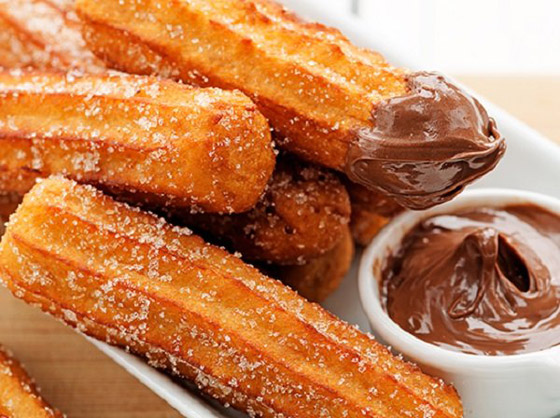 إليكم طريقة تحضير حلى الشوروز المميزة بالمذاق السحري صورة رقم 2