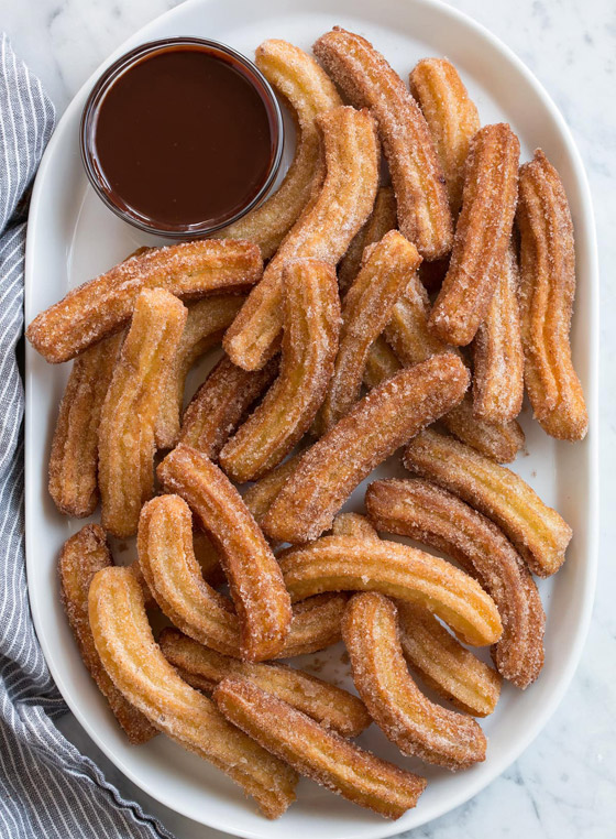 إليكم طريقة تحضير حلى الشوروز المميزة بالمذاق السحري صورة رقم 3