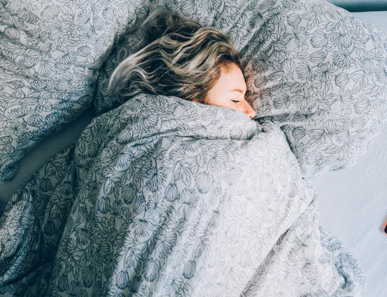 لكل وضعية حسناتها وسيئاتها ولكن وضعية النوم هذه هي الأسوأ للصحة! صورة رقم 7