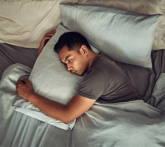 لكل وضعية حسناتها وسيئاتها ولكن وضعية النوم هذه هي الأسوأ للصحة! صورة رقم 9