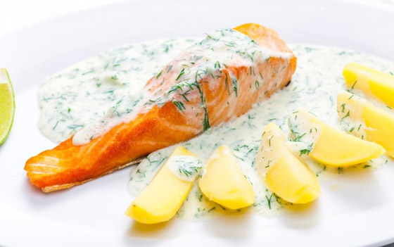 إليكم طريقة تحضير السلمون بصلصة الشبت الشهي والمميز صورة رقم 1