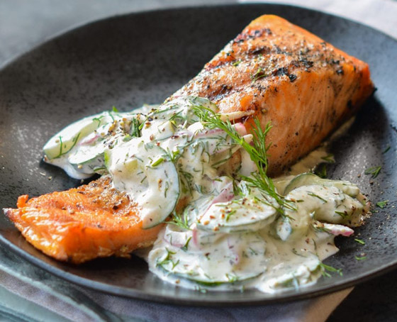 إليكم طريقة تحضير السلمون بصلصة الشبت الشهي والمميز صورة رقم 5