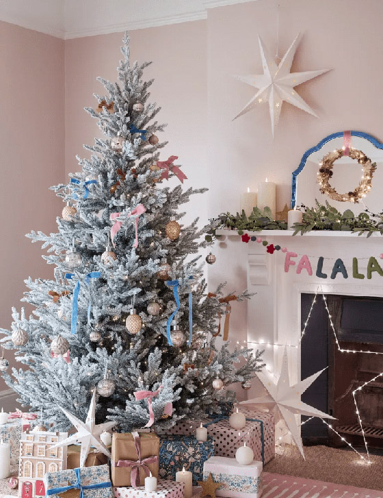 بالصور: إليكم أحدث صيحات ديكور شجرة الكريسماس لعام 2021 صورة رقم 2