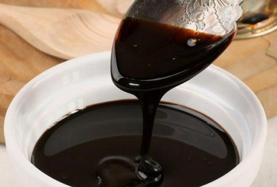 تعرفوا على فوائد مذهلة لم تعرفوها من قبل عن تناول العسل الأسود باعتدال صورة رقم 6