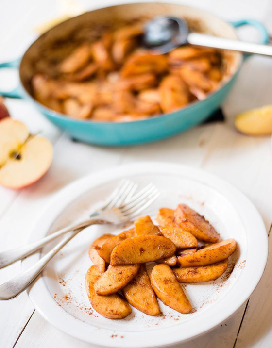 إليكم طريقة تحضير رقائق التفاح بالقرفة الخفيفة للدايت صورة رقم 8 إليكم طريقة تحضير رقائق التفاح بالقرفة الخفيفة للدايت صورة رقم 8