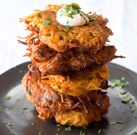 إليكم طريقة تحضير بان كيك البطاطا الحلوة المفيدة والصحية للفطور صورة رقم 10