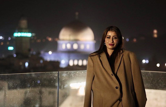 ملكة جمال العراق سارة عيدان على حائط المبكى: 