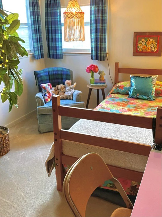 صور:تحول منزلها الجديد إلى ملاذ مستوحى من السبعينات صورة رقم 7