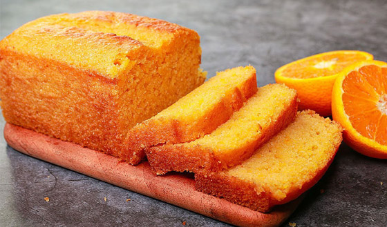 لذيذة وتشعركم بالدفء.. إليكم طريقة سهلة لتحضير كعكة البرتقال والقرفة صورة رقم 7