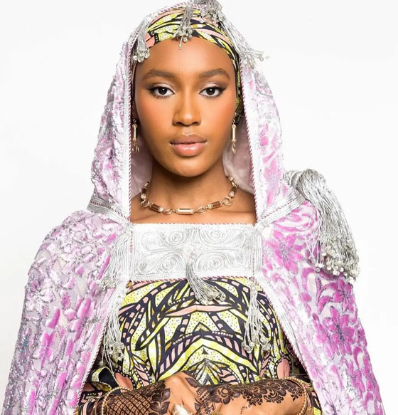 فيديو وصور: أول مسلمة محجبة تفوز بتاج ملكة جمال نيجيريا لأول مرة صورة رقم 3