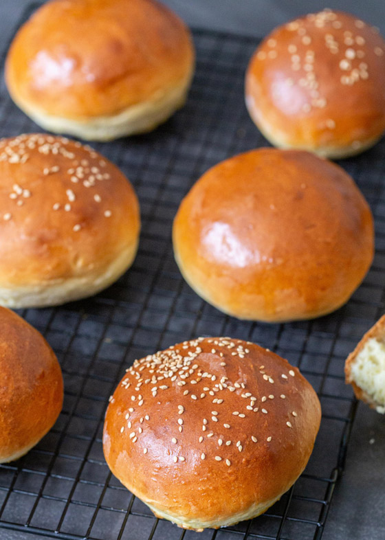 وصفة خبز عيد الميلاد بالبندق وشراب البيض.. شهي من المطبخ الإيطالي صورة رقم 2