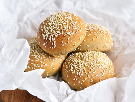 وصفة خبز عيد الميلاد بالبندق وشراب البيض.. شهي من المطبخ الإيطالي صورة رقم 3