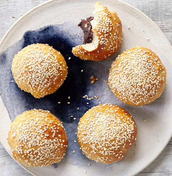 وصفة خبز عيد الميلاد بالبندق وشراب البيض.. شهي من المطبخ الإيطالي صورة رقم 4