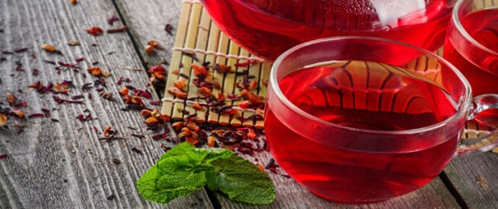 هكذا يساعدكِ الشاي الأحمر على التخلّص من الشعر الأبيض صورة رقم 4