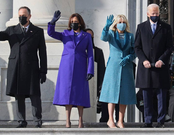 بالصور: محطات أنيقة ولافتة في عالم الموضة باقية في ذاكرة 2021 صورة رقم 1 بالصور: محطات أنيقة ولافتة في عالم الموضة باقية في ذاكرة 2021 صورة رقم 1