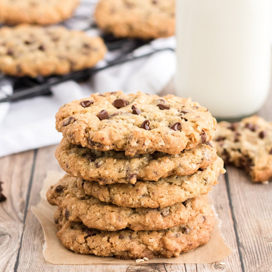 إليكم طريقة تحضير كوكيز الشوفان بالكاكاو دايت.. لذيذة وصحية صورة رقم 6