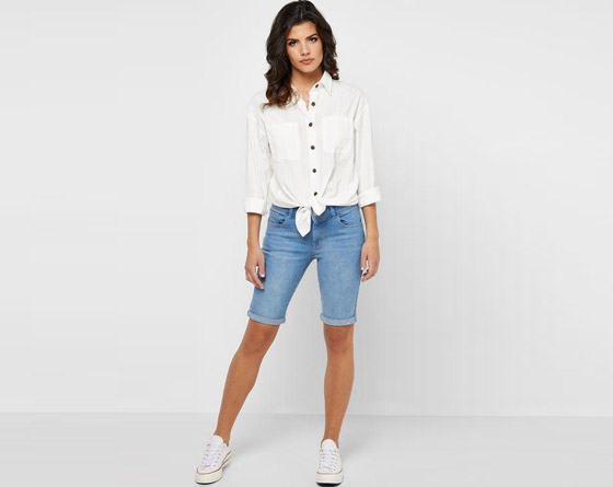 الشورت الجينز نجم موضة الصيف صورة رقم 2