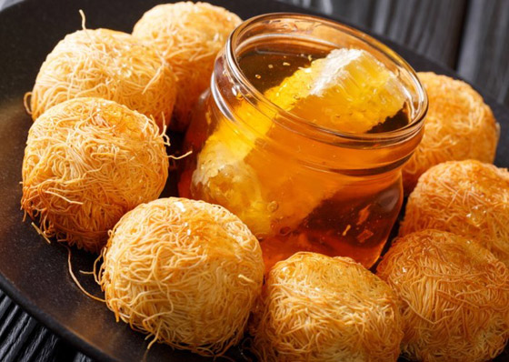 إليكم طريقة تحضير حلى الشعيرية الباكستانية بالحليب اللذيذة والمميزة صورة رقم 1