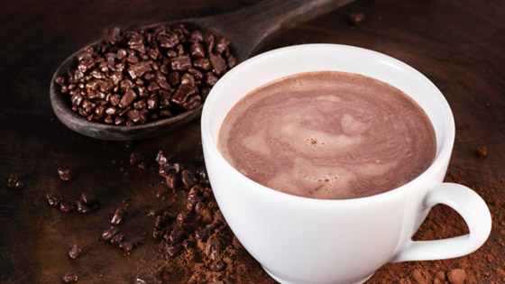 تناول الشوكولاتة.. فائدة جديدة لا تصدق في منتصف العمر! صورة رقم 1