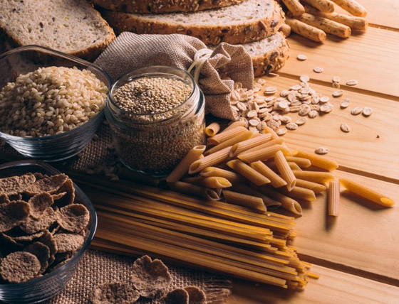 للوقاية من الشعر الأبيض.. إليكم 9 أطعمة تحافظ على شباب الشعر صورة رقم 6