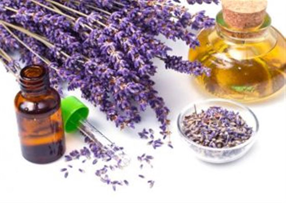 فوائد زيت الخزامى وطريقة استخدامه صورة رقم 2