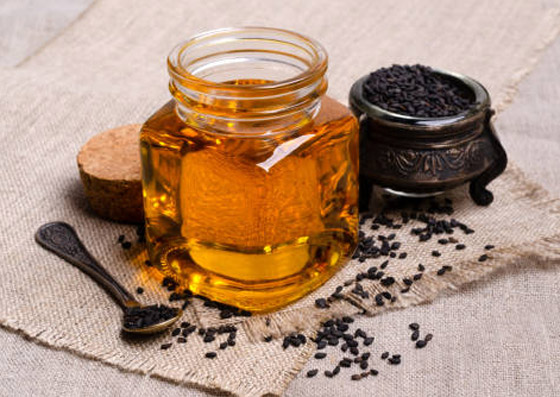 10 فوائد لزيت حبة البركة (الحبة السوداء) بتعزيز المناعة ومقاومة الأمراض صورة رقم 4