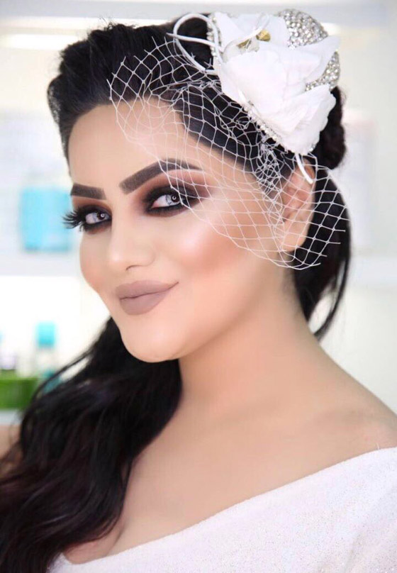 فيديو: ملكة جمال عراقيه جريئه تغسل وجهها لإزالة المكياج بالكامل امام الكاميرا! ما رايكم? صورة رقم 2