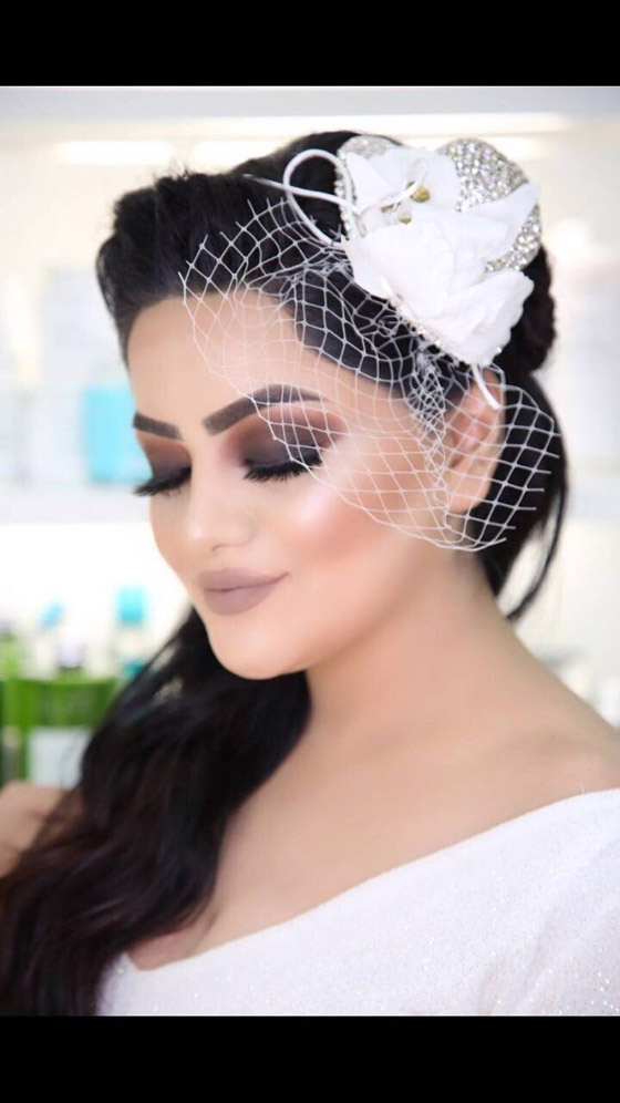 فيديو: ملكة جمال عراقيه جريئه تغسل وجهها لإزالة المكياج بالكامل امام الكاميرا! ما رايكم? صورة رقم 7