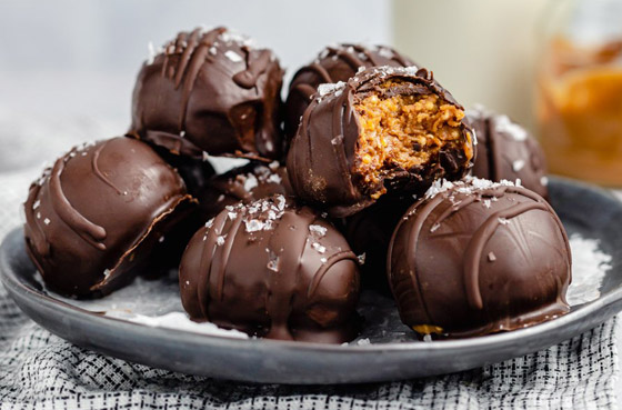 إليكم طريقة تحضير حلى الشوكولاتة الداكنة الصحية لمرضى السكري صورة رقم 9