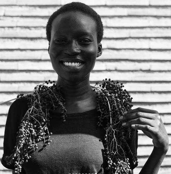 فيديو وصور: عارضة أزياء سودانية تحارب العنصرية بطريقة أثارت استحسان الجمهور صورة رقم 8