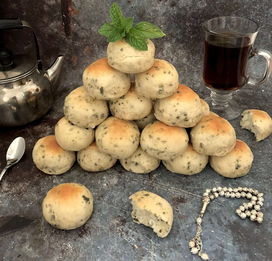 إليكم طريقة تحضير معجنات الزعتر الأخضر الشهية والمميزة صورة رقم 2