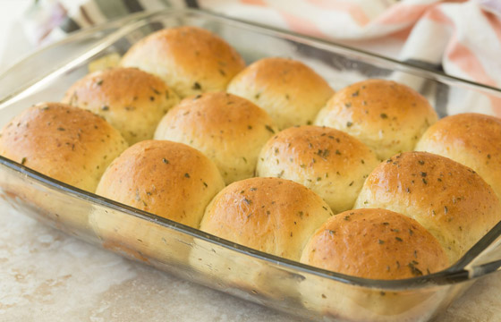 إليكم طريقة تحضير معجنات الزعتر الأخضر الشهية والمميزة صورة رقم 5